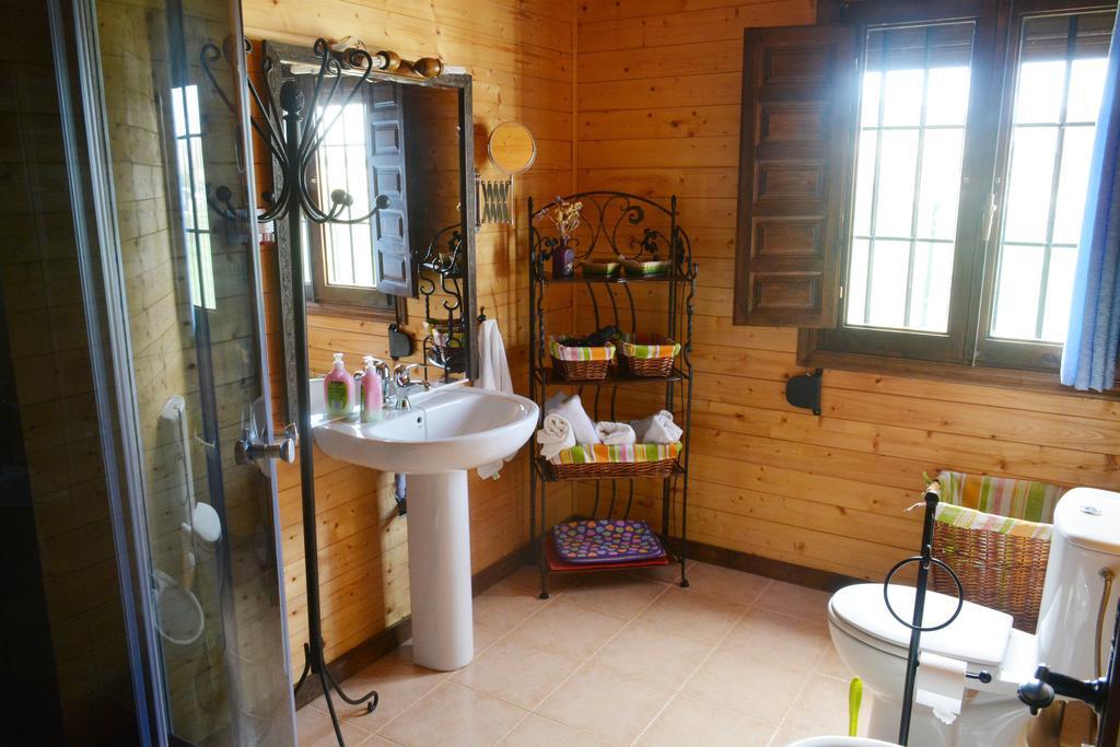 Villa La Casita De Madera Ardales Exterior foto